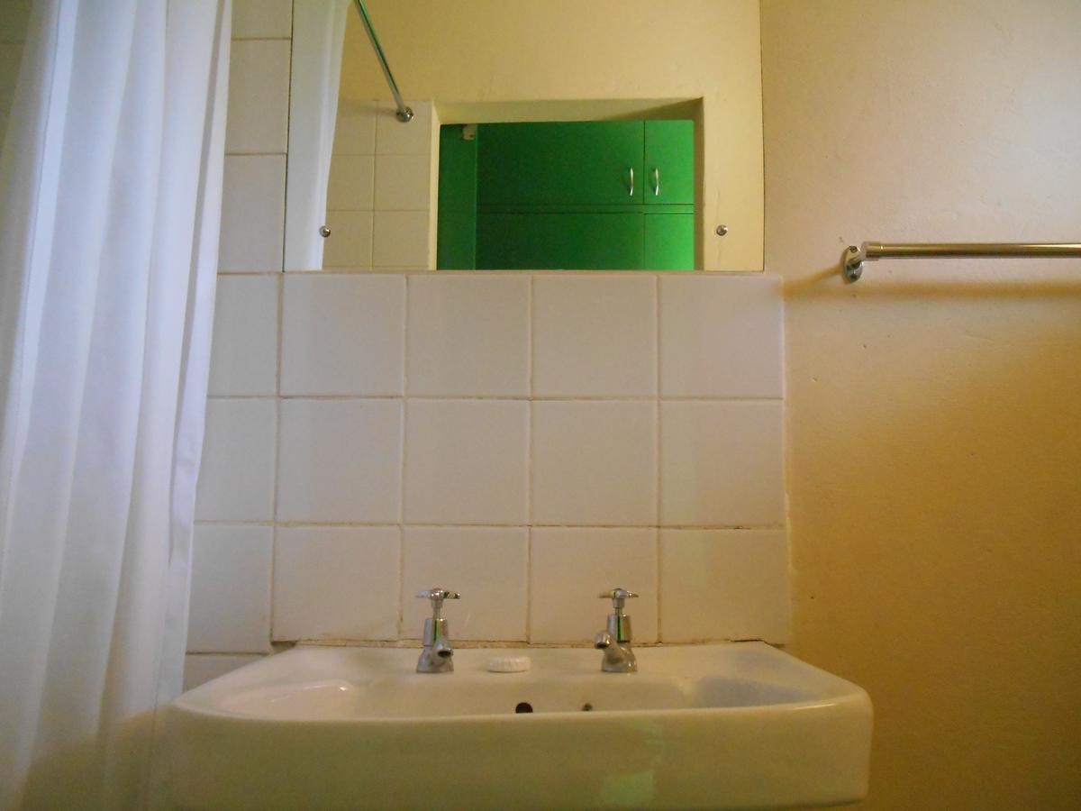 Victoria Falls Budget Hotel Chambre photo
